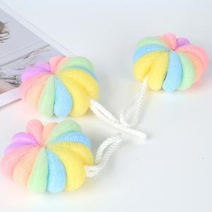 Bola de baño exfoliante de 60g con red de malla PE Bola de ducha de flores para uso de jabón Accesorio de baño - Product Image 3