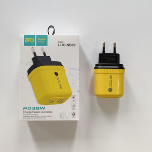 Cargador <span class=keywords><strong>de</strong></span> <span class=keywords><strong>Celular</strong></span> Más Vendido, 18W 20W USB C PD, Cargadores <span class=keywords><strong>de</strong></span> Carga Rápida para Teléfonos Inteligentes, Cargador <span class=keywords><strong>de</strong></span> Pared USB - Product Image 4