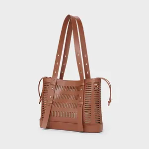 PU # PA0941 hollow out çanta yeni stil moda kadın çantaları ile bayanlar için klas deri çantalar cüzdanlar tote çanta ipli çanta