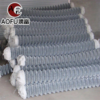 Haute qualité 6ft 8ft galvanisé à chaud Cyclone fil rouleau diamant maille chaîne lien fil pour fermes treillis métallique en acier
