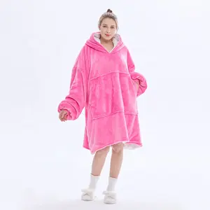 Hete Roze Draagbare Gezellige Warme Oversized Sherpa Flanellen Dikke Hoodie Deken Sweatshirt Deken Met Mouwen