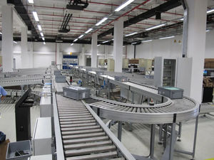 Zware Industrie Aangedreven <span class=keywords><strong>Pallet</strong></span> Handling Roltransportbaan Systeem, <span class=keywords><strong>Pallet</strong></span> Chain Drive Live <span class=keywords><strong>Roller</strong></span> Transportband - Product Image 4