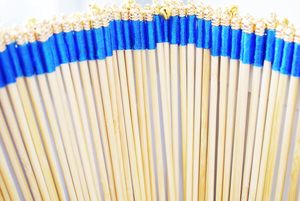 Baguettes de <span class=keywords><strong>mariage</strong></span> en dentelle bleue avec rubans et clochettes, baguettes de fée en soie, rubans de sortie de <span class=keywords><strong>mariage</strong></span> pour événements festifs - Product Image 4