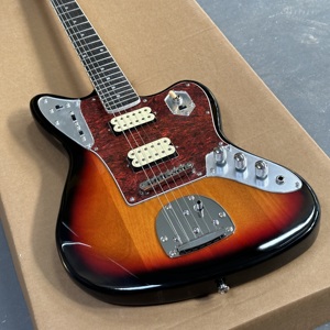 กีตาร์คุณภาพสูงแบบกำหนดเอง 3-Tone Sunburst Jaguars โซลิดบอดี้ - Product Image 4