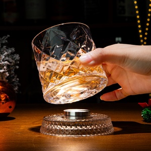 Verres à <span class=keywords><strong>whisky</strong></span> rotatifs vintage créatifs en relief, verres à spiritueux pour bar, verres à <span class=keywords><strong>whisky</strong></span> - Product Image 2