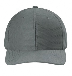 Casquette de golf 6 panneaux à séchage rapide personnalisée avec trou découpé au laser Casquette en maille de polyester résistante à l'eau quantité minimale de commande bas Style sportif à la mode - Product Image 4