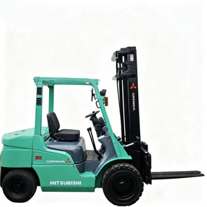 Chariot élévateur d'occasion Mitsubishi FD35NT 3,5 tonnes, moteur S4S, importé du Japon, à essence, avec déplacement latéral hydraulique et pneus pleins - Product Image 1