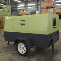 Compresseur d'air portable diesel compact de 185 CFM, 145 PSI, 8 bars, 36,8 kW sur remorque pour le sablage et les explosions
