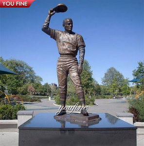 Statue de joueur de football en bronze personnalisée de Dennis <span class=keywords><strong>Bergkamp</strong></span> - Product Image 3