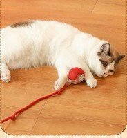 Kingtale Vente en gros de balles pour chat modernes en plastique personnalisées, activées par le mouvement, 3ème génération, avec queue en maille élastique