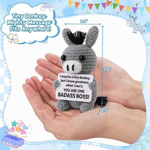 Bambola di Asino Commemorativa in Lana Lavorata a Maglia, Capelli Neri, Grigia, Accessorio Positivo, Asino Piccolo Fatto a Mano all'Uncinetto - Product Image 3