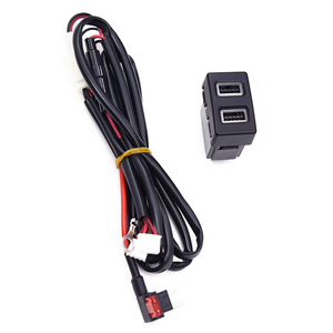 Adapté aux modèles <span class=keywords><strong>Mazda</strong></span> 6/2/<span class=keywords><strong>3</strong></span>/5 de 2004 à 2015, interface de charge rapide USB de type C pour téléphone portable en voiture. - Product Image 3