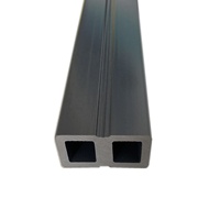 Poutre en WPC ignifugée, taille 50x30 mm, structure creuse, poutre en WPC/poutre XF-B019 assortie à des terrasses en WPC et des socles en plastique