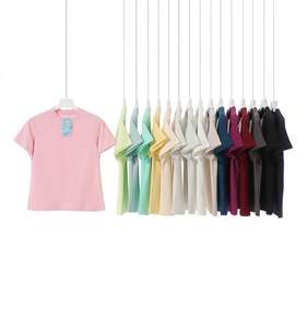 T-shirt pour femme RUICHI Streetwear avec tissu Sorona 240GSM, protection UV, séchage rapide, antibactérien, toucher frais, menthe - Product Image 3