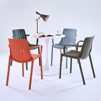 Chaise de jardin personnalisable, écologique, en plastique PP, empilable, légère, portable, design moderne, imperméable, durable, pour l'extérieur