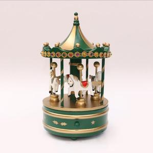 Caja de música de carrusel de madera, proveedores de <span class=keywords><strong>adornos</strong></span> navideños de alta calidad - Product Image 6