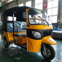 Tricycle à essence pour passagers 200cc six places Tuk Tuk pour les déplacements sur de courtes distances et le transport de passagers.