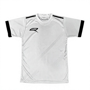 Conjunto de Camiseta de Fútbol Negra Unisex de Manga Corta con Cuello Redondo y Pantalones con Cintura Elástica, Transpirable, de Secado Rápido, de Poliéster para Adultos - Product Image 6