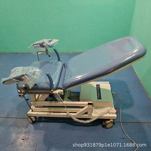 Mesa de Operaciones Eléctrica con Altura Ajustable, Multifuncional, para Uso Ginecológico, Obstétrico y Hospitalario - Product Image 3
