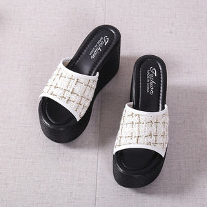 2025 Slope Heel <b>slippers</b> for Women in the Summer of New Thick Soled Mid Heel Beach Fish Mouth One Line <b>slippers</b> for Women - Product Image 5