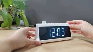Giá rẻ bán buôn OEM bảng báo động với snooze LCD lưu trữ kỹ thuật số bộ nhớ FM/AM đài phát thanh đồng hồ báo thức cho phòng ngủ nhà trắng - Product Image 3
