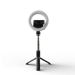 6 pouces Anneau Fill Light Trépied sans fil <span class=keywords><strong>Q07</strong></span> Tige en alliage d'aluminium <span class=keywords><strong>Selfie</strong></span> <span class=keywords><strong>Stick</strong></span> Extensible Rotatif Pli Smartphone supplémentaire - Product Image 1