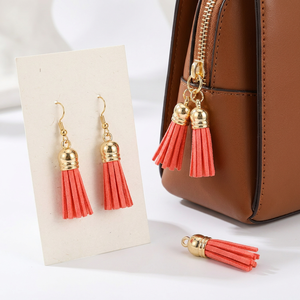Pompons en velours coréen multicolores pour bijoux DIY, décoration de sacs personnalisés, breloque en suède doux avec capuchon métallique doré - Product Image 2