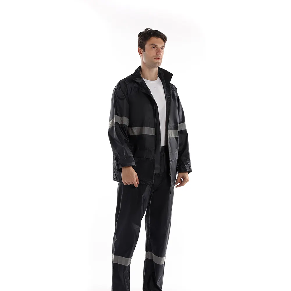 Prezzo basso Poliestere/Riutilizzabili IN PVC cappotto di Pioggia Impermeabile E Traspirante Con Cappuccio Impermeabile con Pant