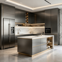 Meubles de cuisine modulaires écologiques en MDF laqué et bois massif sur mesure avec garde-manger moderne et îlot de cuisine