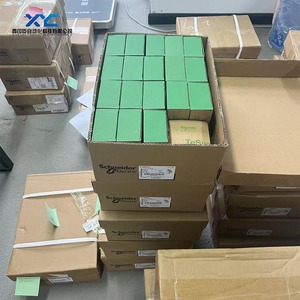 Kit de connexion triangulaire Schneider TeSys Giga Star, neuf, 100 % original, marque LA9GQQ330 - Product Image 2