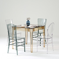 Chaise de banquet empilable pour hôtel Chaise de mariage en plastique transparent Chaise de mariage pour jardin et extérieur Location Chaise de mariage à dossier croisé