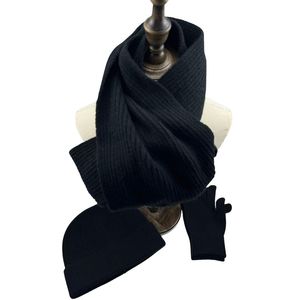 Ensemble 3 pièces tendance YW Hiver 2026 |   Écharpe et gants tactiles en tricot doux uni |   <span class=keywords><strong>Coffret</strong></span> <span class=keywords><strong>cadeau</strong></span> de Noël haut de gamme - Product Image 2