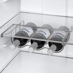 Soporte para botellas de vino de acero inoxidable, soporte <span class=keywords><strong>universal</strong></span> para botellas de refrigerador, con capacidad para 3 botellas de su vino o bebida favorita - Product Image 1
