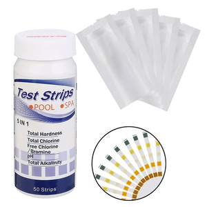 Tiras Reactivas 5 en 1 <span class=keywords><strong>para</strong></span> Piscinas y Spas, 50 Unidades, Resultados Rápidos, Dureza Total, <span class=keywords><strong>Cloro</strong></span> Libre/Bromo, pH 6.2-8.4 - Product Image 1