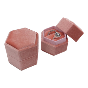 Box Hexagen Velvet Ring Velvet Ring Box Supplier Custom Logo Jewellery Pink Gift Wedding Box Hexagen Velvet Jewelry Ring Boxes