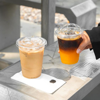 Meilleure vente gobelet transparent en plastique noir de café glacé PET de 12oz 14oz 16oz avec logo personnalisé avec couvercle noir