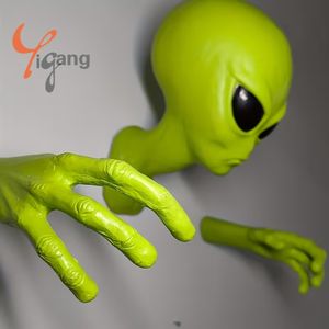 Pendentif extraterrestre 3D en résine et fibre de verre, conçu sur mesure : <span class=keywords><strong>le</strong></span> visiteur mystérieux dans <span class=keywords><strong>le</strong></span> salon - Product Image 5