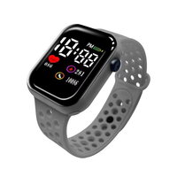Montre numérique LED de luxe en plastique à motif de dessin animé 2026, montre de sport carrée tendance pour enfants