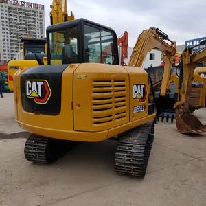 Excavadora sobre orugas CAT305.5E2 de bajo consumo de combustible con caja de cambios y bomba Cola estándar y pluma lateral para una alta eficiencia - Product Image 4