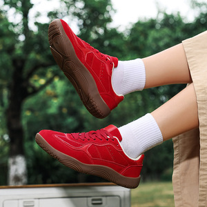 Nouvelles baskets légères et antidérapantes 2026 pour étudiants et adolescents, confortables, à bout <span class=keywords><strong>large</strong></span> et pour pieds larges - Product Image 2