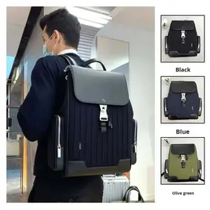 官方 R Brand Never Still 全新大号牛仔布翻盖背包男女通用旅行包 - Product Image 2
