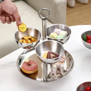 จานผลไม้สแตนเลสหลายชั้นแบบมินิมอล ชั้นวางขนม ชั้นวางของหวาน ดีไซน์สร้างสรรค์ สำหรับห้องนั่งเล่น วางผลไม้อบแห้ง - Product Image 4