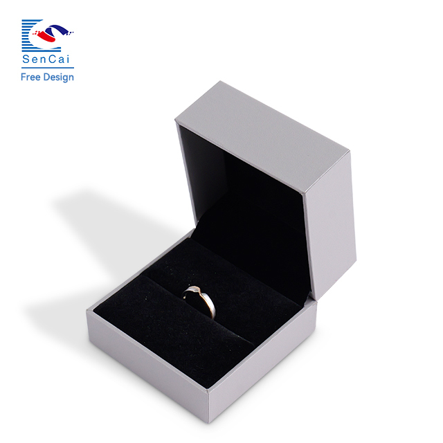 Velvet Jewelry Case Luxury Earrings Ring Box Mini Boxing Ring Luxury Ring Box Packaging