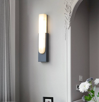 Lampe murale LED à intensité variable de style moderne et luxueux, couleur or, certifiée APCITL, pour salon et chambre à coucher