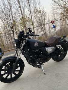Keeway K-Light 202 Moto Cruiser Retrò |   200cc 9,5kW |   Freni <span class=keywords><strong>CBS</strong></span> Collegati, Sella Bassa 715mm, Serbatoio 11.8L, Euro 4 - Product Image 1