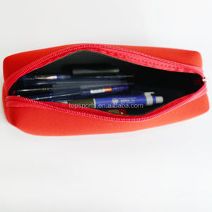 Idée cadeau créative: Sac à crayons à fermeture éclair imprimé personnalisé pour étudiants - Product Image 6