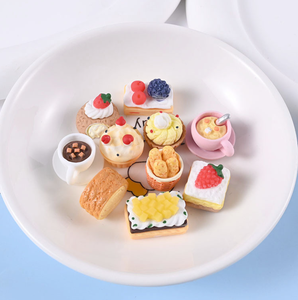 Miniature di Cibo in Resina: Biscotti, Pane, Tazze da <span class=keywords><strong>Caffè</strong></span> per Creazioni con Colla Crema <span class=keywords><strong>e</strong></span> Decorazioni per Torte Personalizzabili - Product Image 3