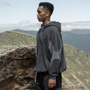 Sweat à capuche oversize écoresponsable pour l'extérieur DryTech anti-humidité, évacuation unilatérale de l'humidité, tissu tricoté printanier - Product Image 2