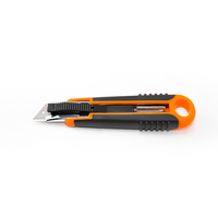 Couteau utilitaire de sécurité robuste avec lame à ressort de 18 mm 60 #   Lame en acier au carbone avec poignée ABS TPR pour la construction industrielle et le bricolage