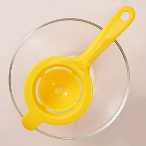 Séparateur <span class=keywords><strong>de</strong></span> blanc <span class=keywords><strong>d</strong></span>'œuf <span class=keywords><strong>jaune</strong></span> en plastique avec long manche, filtre à œufs, outil <span class=keywords><strong>de</strong></span> cuisine pour la pâtisserie - Product Image 2